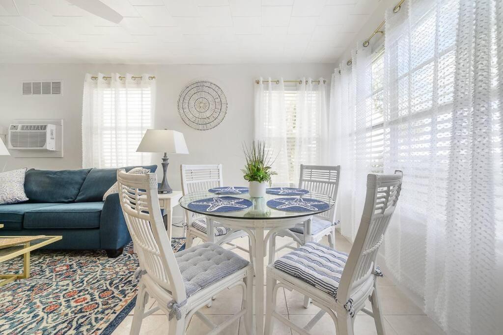Santa Barbara On The Bay WATERFRONT APARTMENT Tampa Bagian luar foto