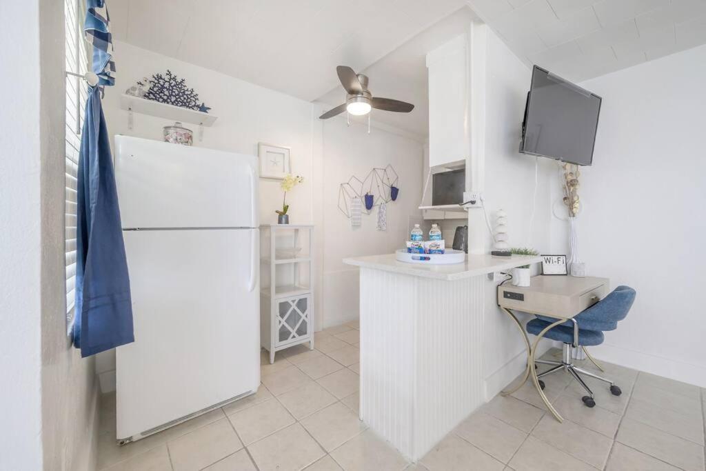 Santa Barbara On The Bay WATERFRONT APARTMENT Tampa Bagian luar foto