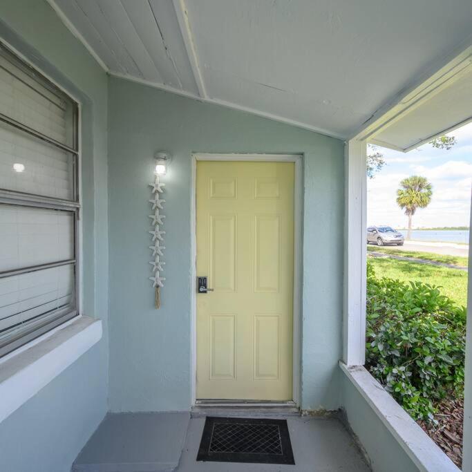 Santa Barbara On The Bay WATERFRONT APARTMENT Tampa Bagian luar foto